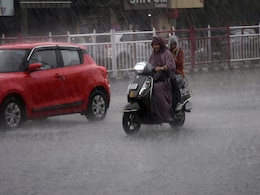 उत्तराखंड के हल्द्वानी में भारी बारिश से हाहाकार, 4 की मौत, प्रशासन अलर्ट उत्तराखंड के हल्द्वानी में भारी बारिश से हाहाकार, 4 की मौत, प्रशासन अलर्ट