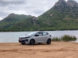 Tata Altroz Facelift First Drive Review: A Fresh Coat Or A Real Comeback? Tata Altroz Facelift First Drive Review: A Fresh Coat Or A Real Comeback?