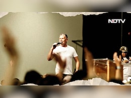 Opinion | IMAX-Like Churches, TikTok Gurus, Putin: Inside America's Murky 'Faith' Bazaars Opinion | IMAX-Like Churches, TikTok Gurus, Putin: Inside America's Murky 'Faith' Bazaars