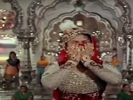 बॉलीवुड का सबसे महंगा गाना, 105 बार हुआ था एडिट, इसे गाने में छूट गए थे सिंगर के पसीने बॉलीवुड का सबसे महंगा गाना, 105 बार हुआ था एडिट, इसे गाने में छूट गए थे सिंगर के पसीने