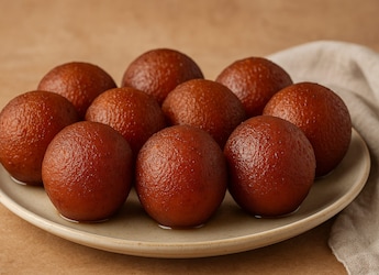 What Is Pantua? The Bengali Sweet Often Mistaken For Gulab Jamun What Is Pantua? The Bengali Sweet Often Mistaken For Gulab Jamun