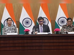 कल रात लेह से लेकर सर क्रीक तक क्या-क्या हुआ, सेना ने गिनाया पाक का हर पाप, जानें 10 बड़ी बातें कल रात लेह से लेकर सर क्रीक तक क्या-क्या हुआ, सेना ने गिनाया पाक का हर पाप, जानें 10 बड़ी बातें