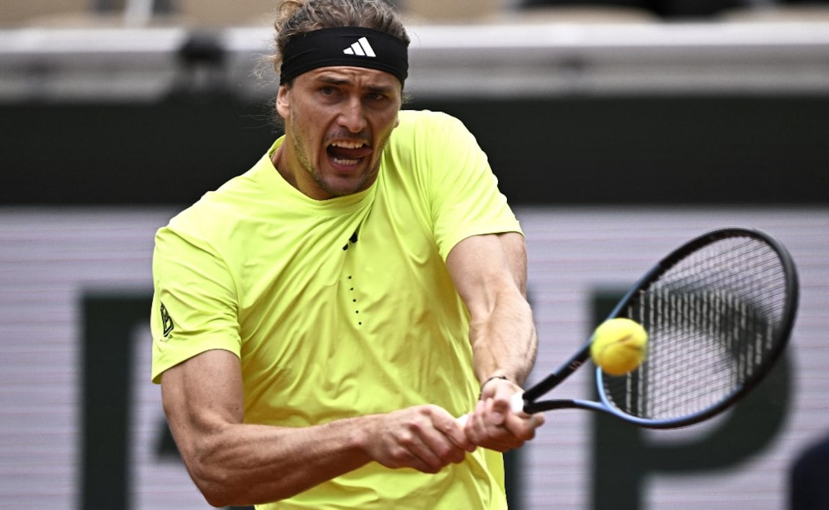 Alexander Zverev Sees Off Learner Tien To Reach French Open Second Round