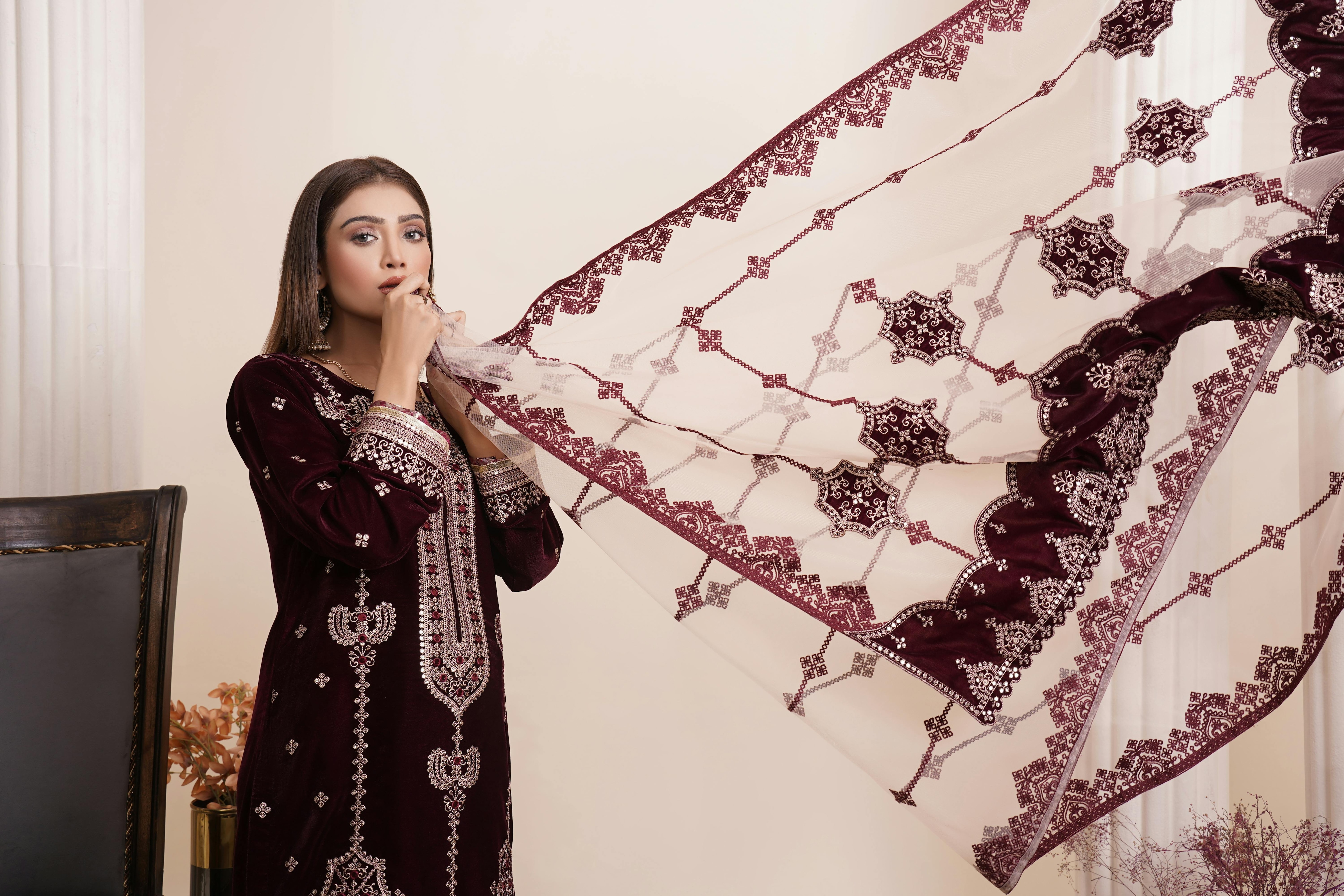 Ethnicwear Festive Sale: Biba, Janasya And More At Min. 50% Off On Amazon Wardrobe Refresh Sale