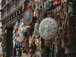 7 Unique Souvenirs From Different Countries That You Must Bring Back Home 7 Unique Souvenirs From Different Countries That You Must Bring Back Home