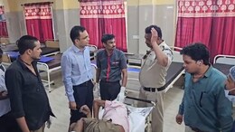 Suicide News: अस्पताल की पांचवी मंजिल के एयर डक्ट में कूदा मरीज, दूसरी मंजिल पर आकर फंसा शव, जांच में जुटी पुलिस