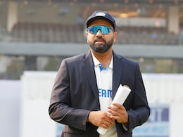 Rohit Sharma : रोहित शर्माच्या अचानक निवृत्तीचं कारण उघड, BCCI नं फेटाळली होती 'ती' मागणी! Rohit Sharma : रोहित शर्माच्या अचानक निवृत्तीचं कारण उघड, BCCI नं फेटाळली होती 'ती' मागणी!