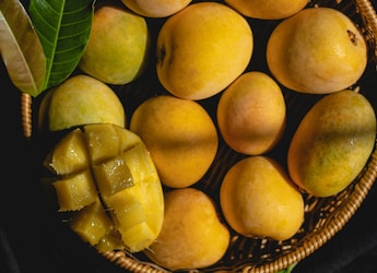 How To Store Mangoes: Should You Refrigerate Or Leave Them Out How To Store Mangoes: Should You Refrigerate Or Leave Them Out