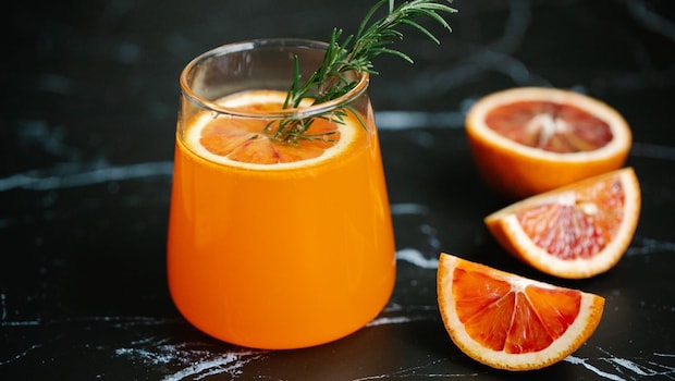 7 Vitamin C Drinks That Will Get The Iron Levels In Your Body Pumping