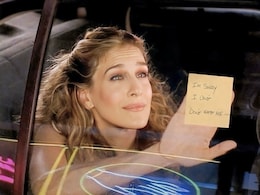 Carrie Bradshaw Is The OG <i>Sex And The City</i> Red Flag. Not Saying It Just Like That
