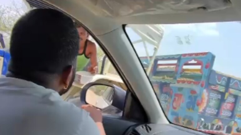 Bhilwara News: सहाड़ा विधायक के बेटे का एक और वीडियो आया सामने, बजरी ठेकेदार ने करवाया मामला दर्ज Bhilwara News: सहाड़ा विधायक के बेटे का एक और वीडियो आया सामने, बजरी ठेकेदार ने करवाया मामला दर्ज