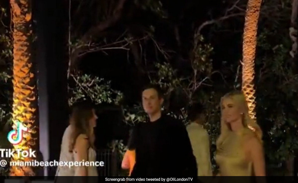 бързо вземане Резюме е генериран от AI прегледано Newsroom Вирусно