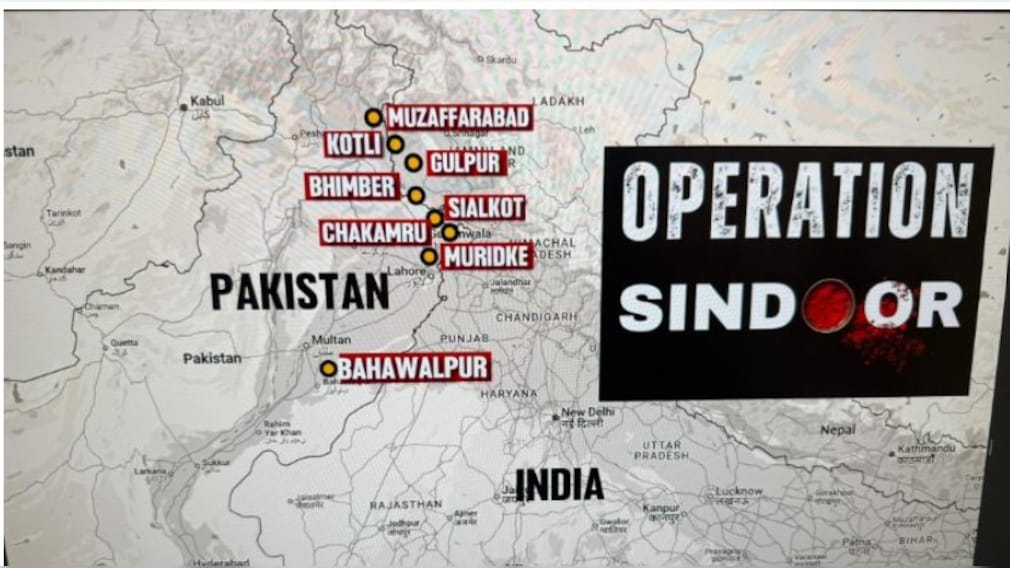 भारत की एयर स्ट्राइक से दहल गया पाकिस्तान, 9 आतंकी ठिकाने तबाह, पढ़े 10 बड़े अपडेट्स