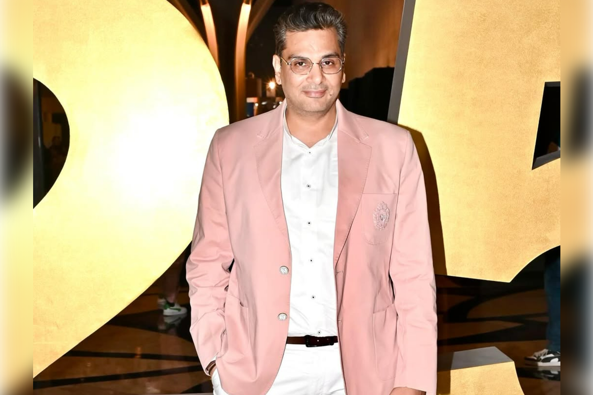 Mukesh Chhabra Faces Criticism for Pushing Farah Khan's Cook Dilip