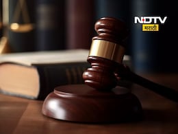 Delhi News: 'खालच्या जातीचा म्हणून टार्गेट केलं...', सुप्रीम कोर्टाचा संताप, 'तो' निकाल चर्चेत Delhi News: 'खालच्या जातीचा म्हणून टार्गेट केलं...', सुप्रीम कोर्टाचा संताप, 'तो' निकाल चर्चेत