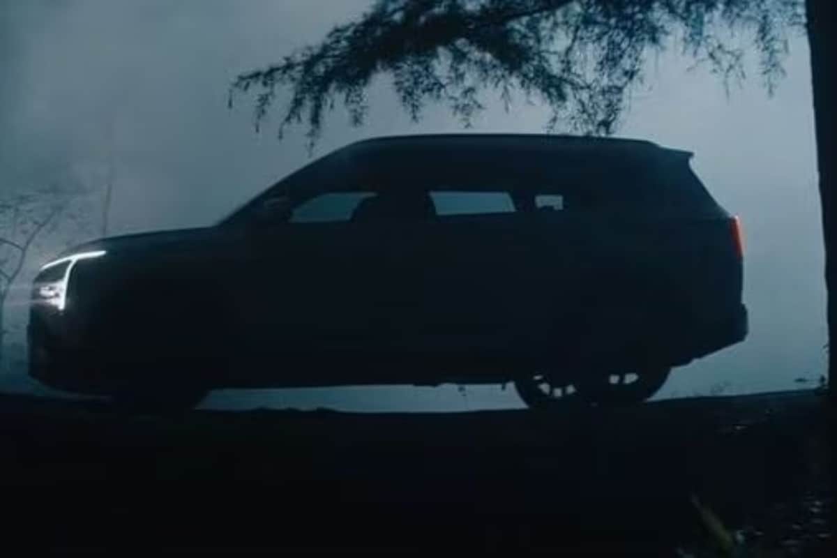Kia Carens Clavis: New spy shot reveals design and features