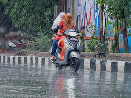 दिल्ली-NCR में होगी झमाझम बारिश, जानें 23 मई तक कैसा होगा मौसम का हाल दिल्ली-NCR में होगी झमाझम बारिश, जानें 23 मई तक कैसा होगा मौसम का हाल