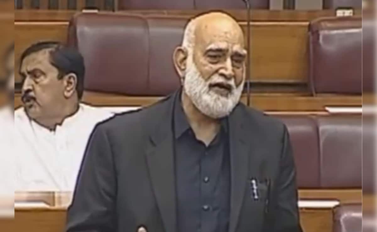 Ню Делхи Пакистанското правителство и неговата армия се озоваха в