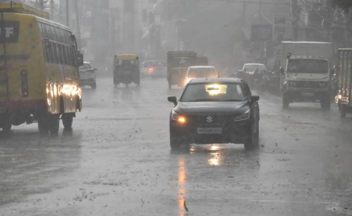 Weather Update Unseasonal rains in Maharashtra Yellow alert for which ...