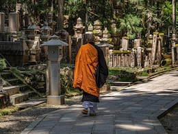 9 Sacred Buddhist Sites That Will Reset Your Mind And Soul 9 Sacred Buddhist Sites That Will Reset Your Mind And Soul