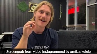 Бързо чете Резюме е генериран от AI прегледано Newsroom Светлинно