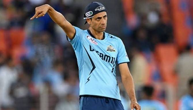 De Villiers Tears Into Nehra Over 'Defensive' Move: 'Is That Clear Enough?'