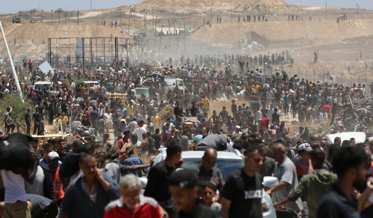 गाजा सहायता वितरण केंद्र के पास हुए हमले में 30 की मौत, इजरायल पर लगा आरोप