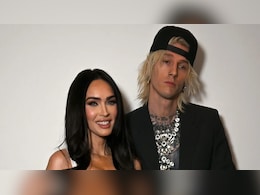 Megan Fox Opens Up About "Unplanned" Pregnancy With Ex-Boyfriend Machine Gun Kelly: "Happy Surprise" Megan Fox Opens Up About "Unplanned" Pregnancy With Ex-Boyfriend Machine Gun Kelly: "Happy Surprise"