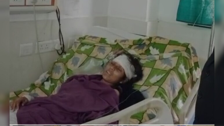 खेत में काम कर रही थी पत्नी, पीछे से पति ने सिर पर पत्थर और त्रिशूल से कर दिया ताबड़तोड़ वार