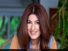 Twinkle Khanna Opens Up About Experiencing Hot Flashes, A Common Menopause Symptom Twinkle Khanna Opens Up About Experiencing Hot Flashes, A Common Menopause Symptom