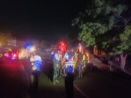 राजस्थान में पुलिस पहरे में निकली शादी की बिंदोरी, बदमाशों ने दलित परिवार को दी थी धमकी राजस्थान में पुलिस पहरे में निकली शादी की बिंदोरी, बदमाशों ने दलित परिवार को दी थी धमकी