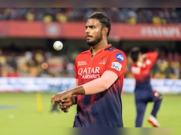 'शादी का झांसा देकर...', महिला ने यश दयाल के ऊपर लगाया आरोप, बुरे फंसे RCB स्टार 'शादी का झांसा देकर...', महिला ने यश दयाल के ऊपर लगाया आरोप, बुरे फंसे RCB स्टार