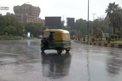 Heavy Rain, Strong Winds Bring Relief To Delhi From Searing Heat Heavy Rain, Strong Winds Bring Relief To Delhi From Searing Heat