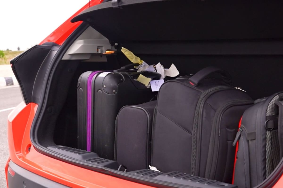 2025 Tata Altroz Bootspace 2025 Tata Altroz Bootspace