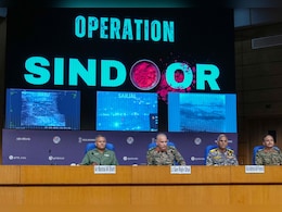 कैसे घुटनों पर आया पाकिस्तान, 4 दिन क्या चला, 10 मई को कैसे हुआ प्रचंड वार? सेना ने हर बात बताई