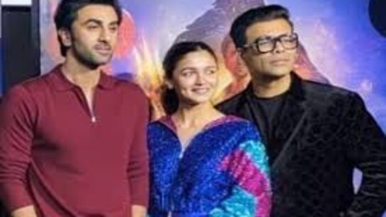 करन जौहर ने माना  नेपो किड हैं आलिया भट्ट और रणबीर कपूर, उनके टैलेंट पर कही ये बात