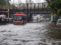 महाराष्ट्र, केरल, कर्नाटक में अगले 6-7 दिनों में भारी बारिश की संभावना, जानें बाकि राज्यों में कैसा रहेगा मौसम महाराष्ट्र, केरल, कर्नाटक में अगले 6-7 दिनों में भारी बारिश की संभावना, जानें बाकि राज्यों में कैसा रहेगा मौसम
