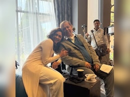 Mrunal Thakur Is Now "David Dhawan's Heroine": "Still Pinching Myself" Mrunal Thakur Is Now "David Dhawan's Heroine": "Still Pinching Myself"