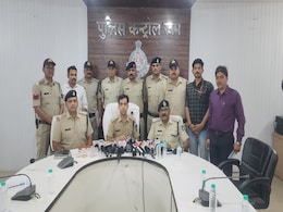 Vidisha: लाखों की चोरी का पुलिस ने किया खुलासा, शादी समारोह में साफ किया था हाथ, जानिए पूरा मामला Vidisha: लाखों की चोरी का पुलिस ने किया खुलासा, शादी समारोह में साफ किया था हाथ, जानिए पूरा मामला