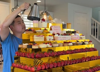 Watch: Man Surprises Mom, Wife And Mother-In-Law With Strawberry Buffet On Mother's Day Watch: Man Surprises Mom, Wife And Mother-In-Law With Strawberry Buffet On Mother's Day