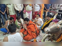 महाराष्ट्र के सीएम फडणवीस ने किया महाकाल का पंचामृत अभिषेक, कहा- बाबा के दर्शन से मिलती है ऊर्जा