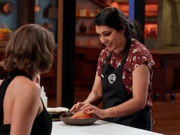 MasterChef Australia Contestant Depinder Chhibber Makes Raj Kachori; Earns Praises MasterChef Australia Contestant Depinder Chhibber Makes Raj Kachori; Earns Praises