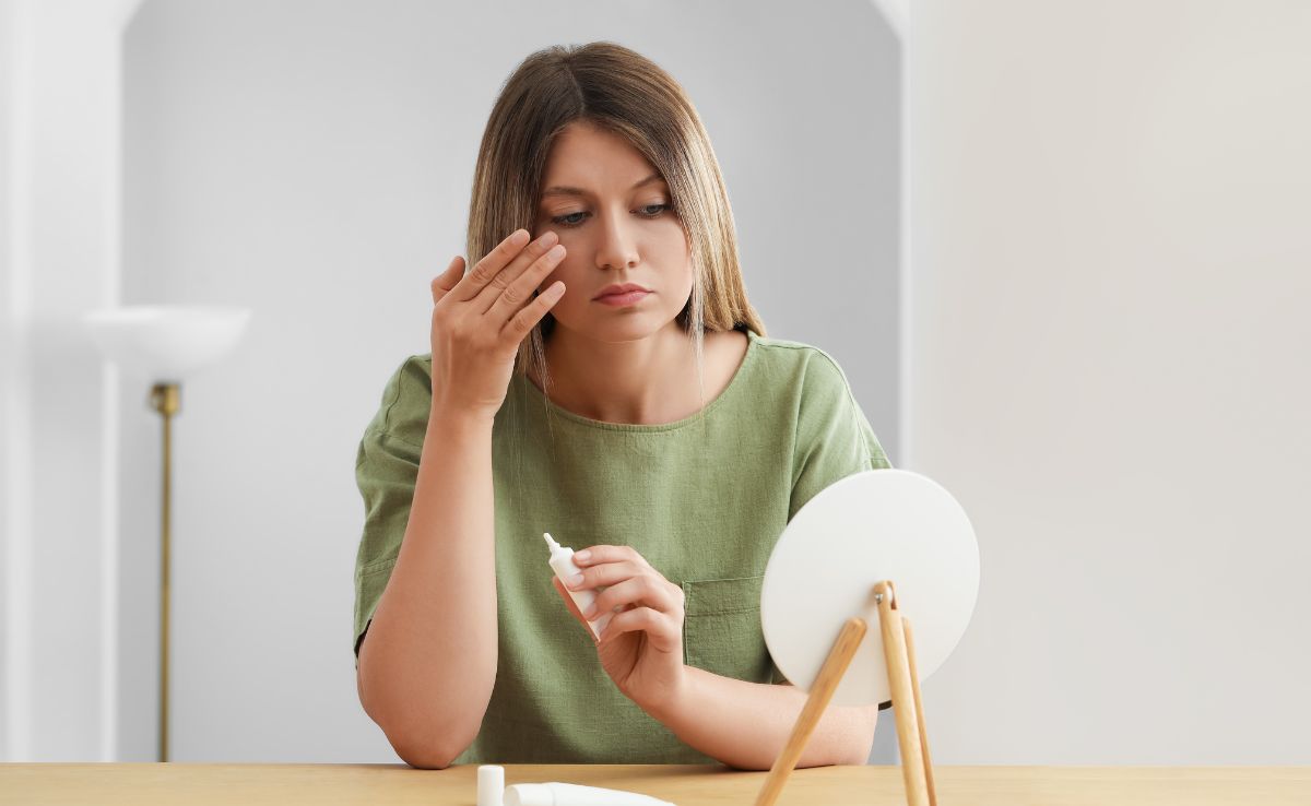 Nutritionist Explains What Really Happens To Your Skin When You Miss Sleep