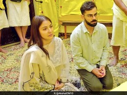With Anushka Sharma Beside Him, Virat Kohli's First Act After Test Retirement Is A Spiritual One With Anushka Sharma Beside Him, Virat Kohli's First Act After Test Retirement Is A Spiritual One
