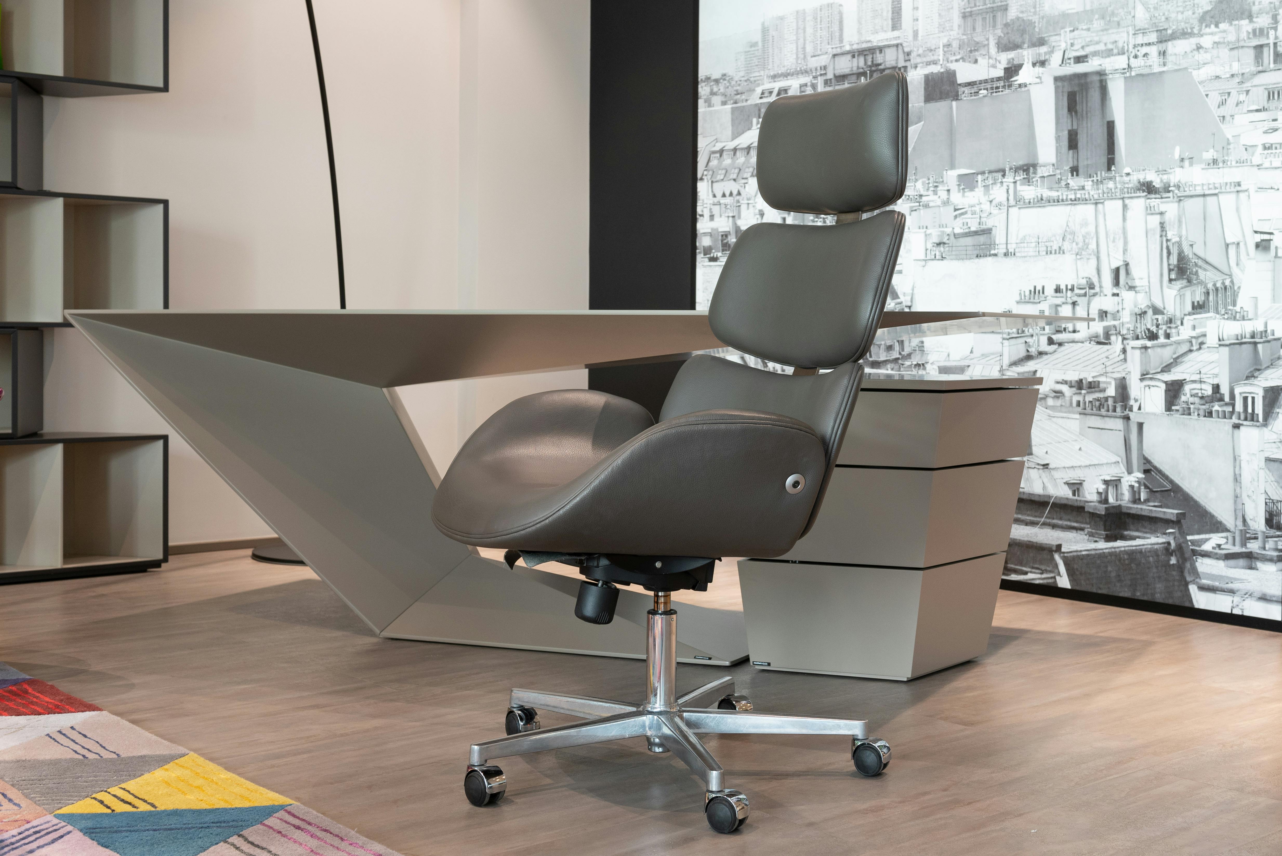 Top 5 Ergonomic Office Chairs: Combat Pain Relief, Support And Comfort