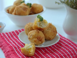 Enjoy Curd Rice In A New Avatar! Prepare These Crispy Curd Rice Bites This Weekend Enjoy Curd Rice In A New Avatar! Prepare These Crispy Curd Rice Bites This Weekend