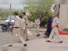 सौतेली मां ने दबाया गला, पिता ने मिटाए सबूत, बच्चों के बनाए वीडियो से खुला हत्या का राज सौतेली मां ने दबाया गला, पिता ने मिटाए सबूत, बच्चों के बनाए वीडियो से खुला हत्या का राज