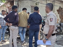 Thane Man Finds Wife, 3 Daughters Dead At Home, Suicide Note Recovered Thane Man Finds Wife, 3 Daughters Dead At Home, Suicide Note Recovered