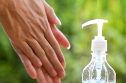 #WorldHandHygieneDay: How Clean Hands Impact Women's Reproductive Health? #WorldHandHygieneDay: How Clean Hands Impact Women's Reproductive Health?