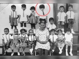 मासूम दिखने वाला ये बच्चा बना सुपरस्टार्स का बाप, 33 सालों से जीत रहा फैंस का दिल, कितने आए और कितने गए पर नहीं ले सका जगह मासूम दिखने वाला ये बच्चा बना सुपरस्टार्स का बाप, 33 सालों से जीत रहा फैंस का दिल, कितने आए और कितने गए पर नहीं ले सका जगह